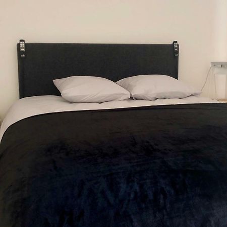 Penthouse Cassis Apartment Luaran gambar