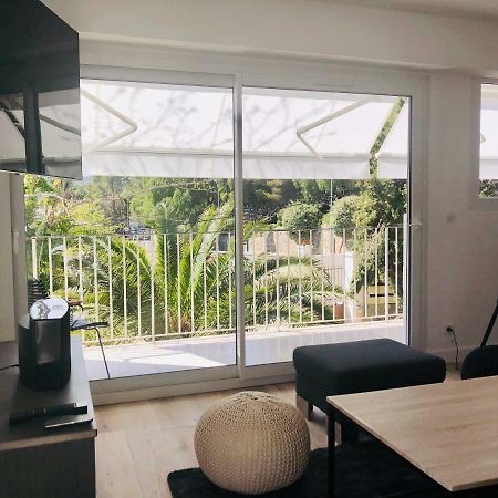 Penthouse Cassis Apartment Luaran gambar